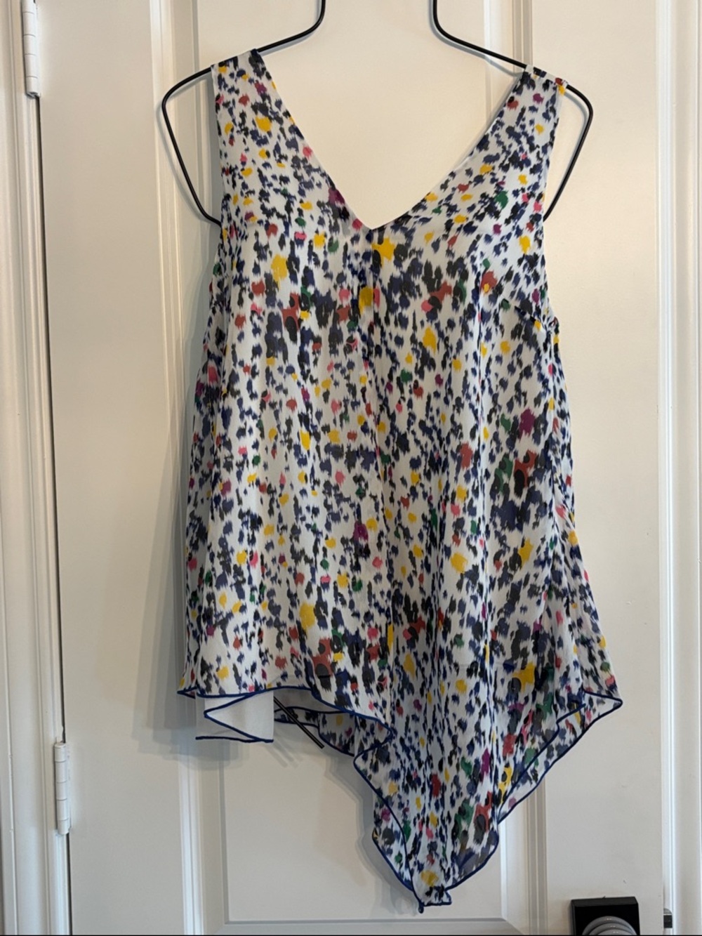 Derek Lam multi color v—neck sleeveless asymmetrical length women’s Top - size 2